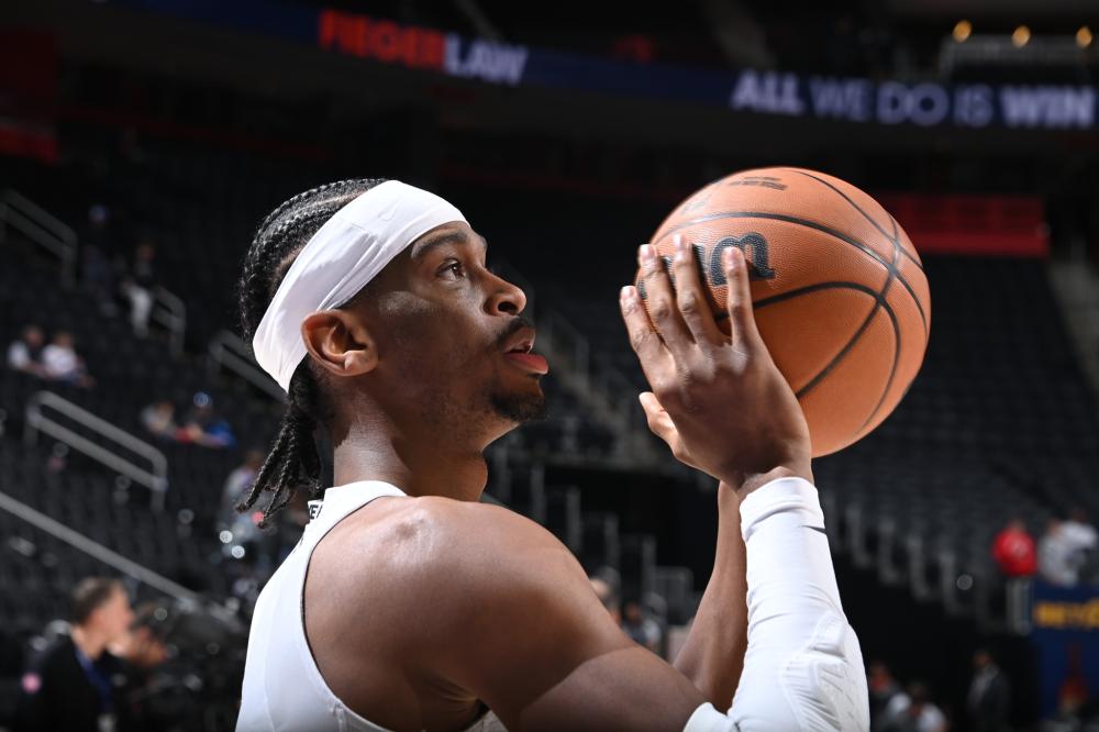 全队共拿下 全队共拿下