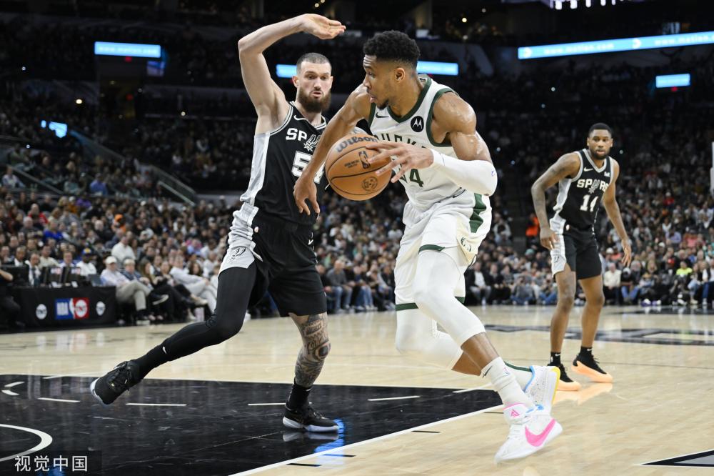 赛展现了一 赛展现了一