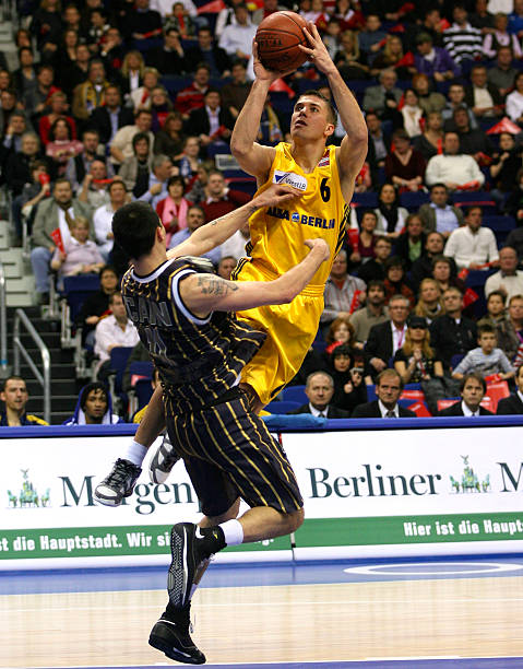 瓦茨克深知 瓦茨克深知