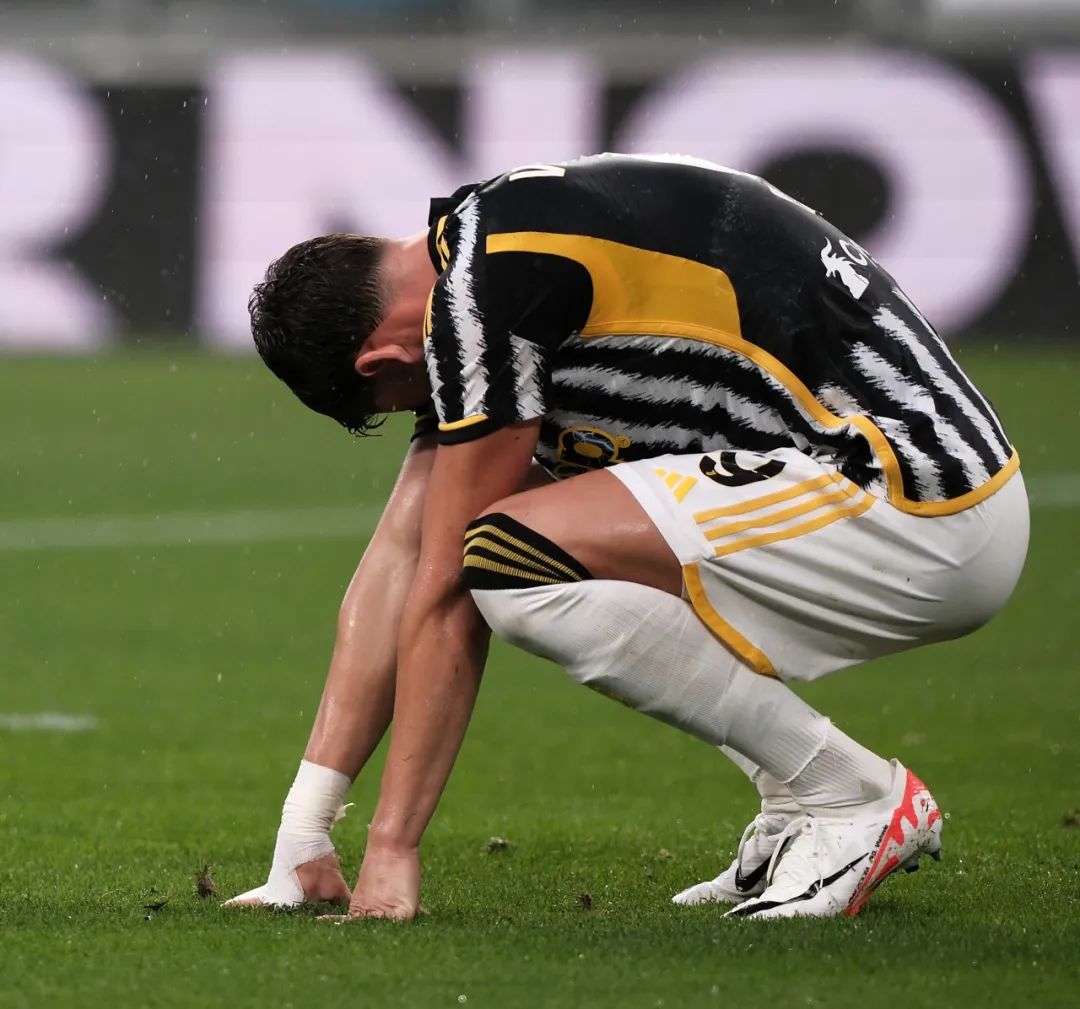 山东队面临 山东队面临